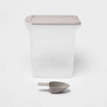 Pet Food Storage Tub with Built-in Scoop S7264