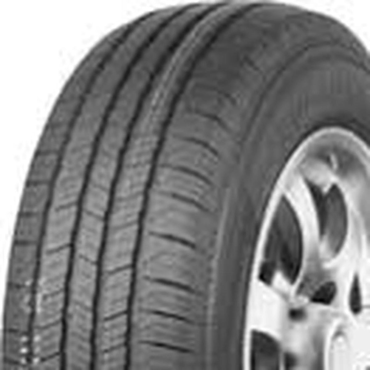 225/65R17 102H Passenger Tire L136