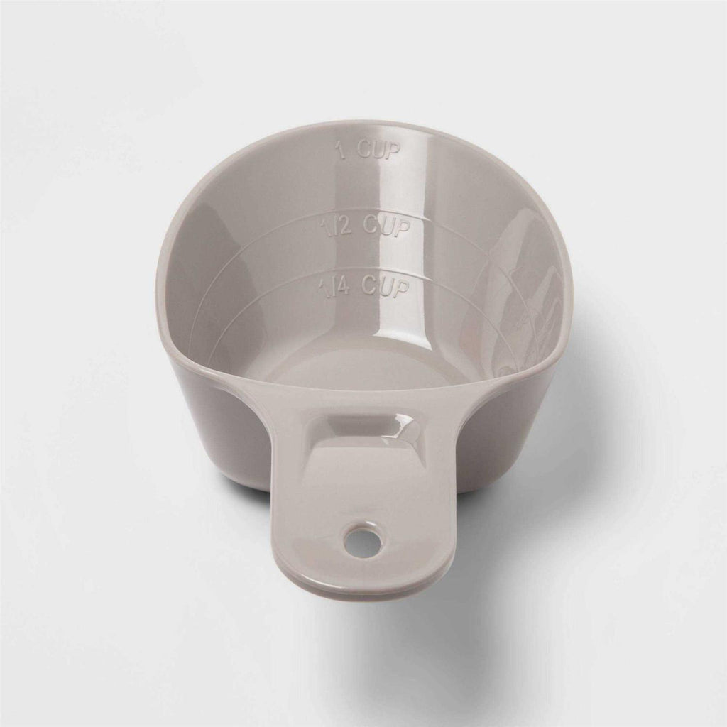 Pet Food Storage Tub with Built-in Scoop S7264