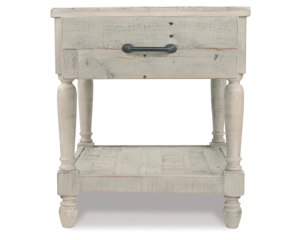 Whitewash End Table Q5189