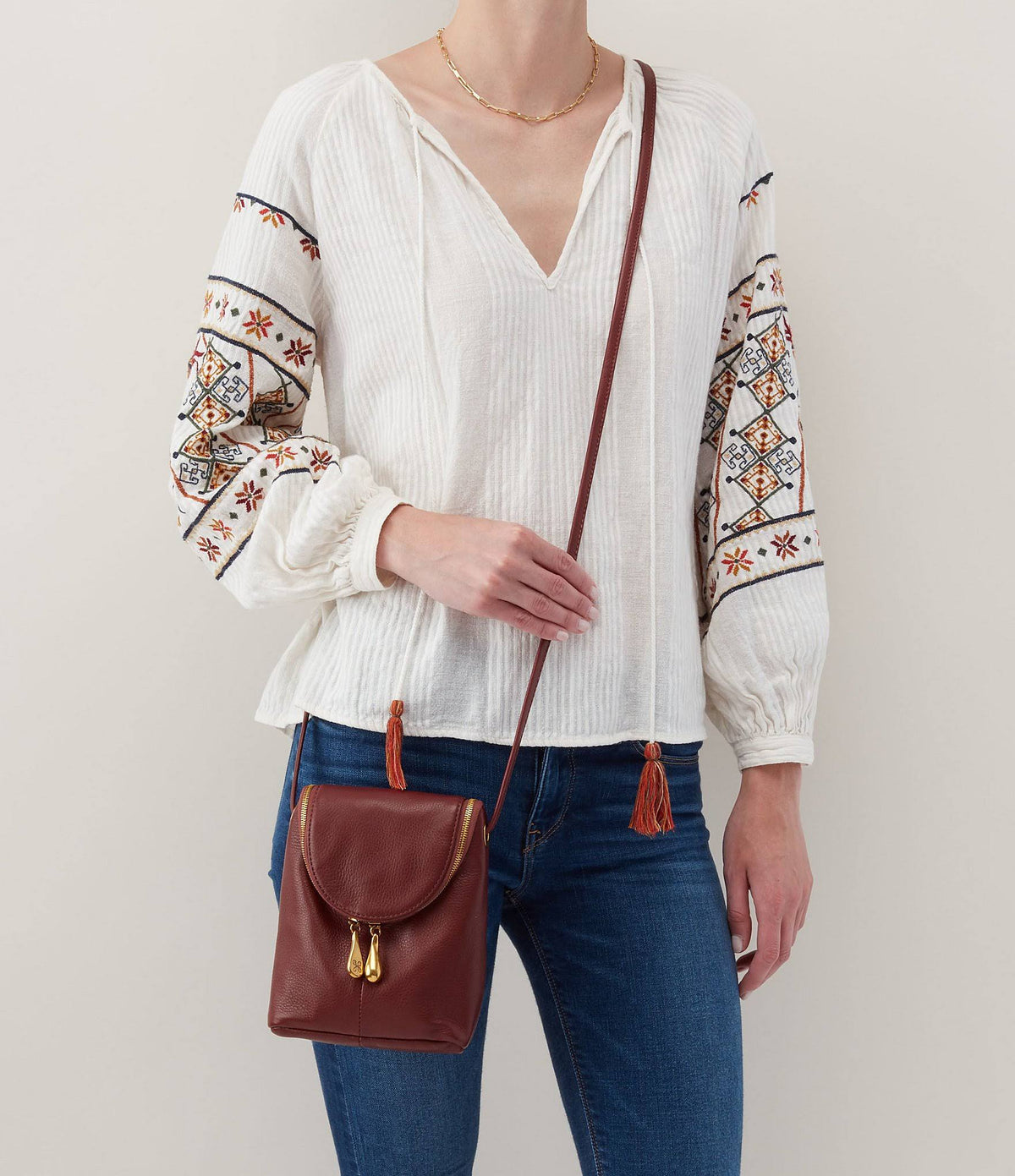 Scarlet Crossbody G1075