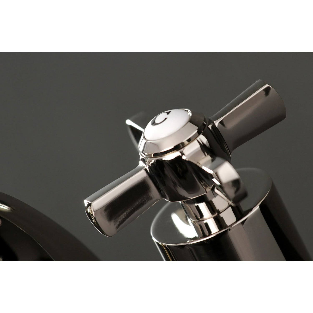 Polished Brass Mini Widespread Lavatory Faucet W57152