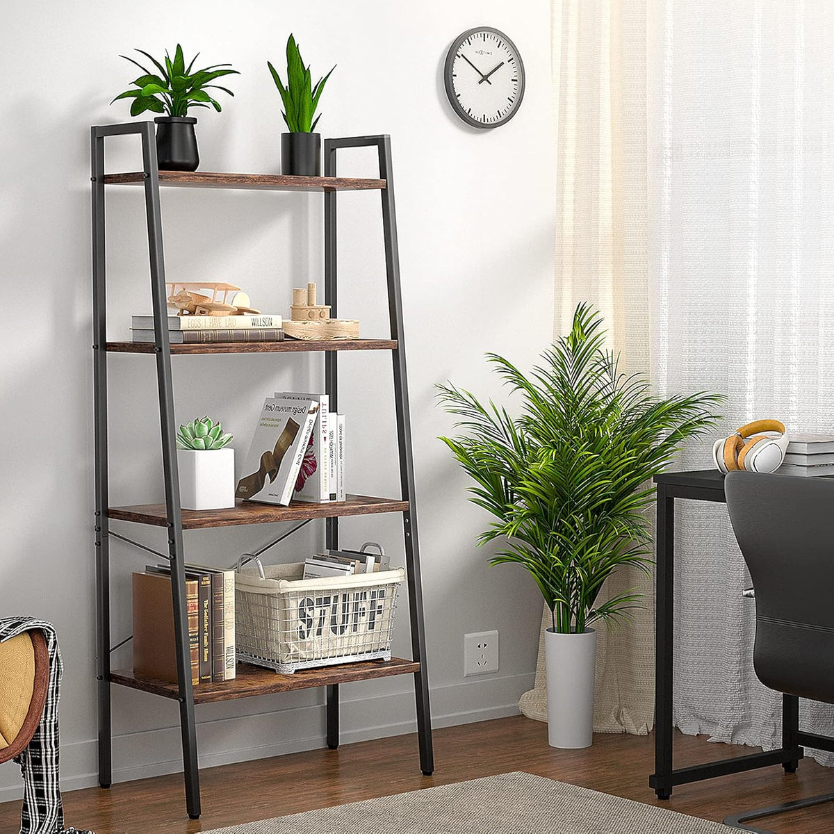 4-Tier Wood Ladder Shelf Bookcase Q37878