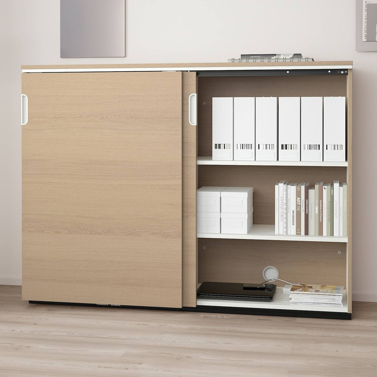 White Stained Oak Veneer Cabinet with Sliding Doors G375401