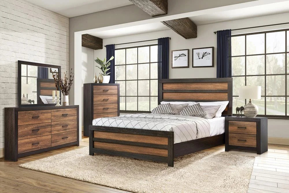 Queen Panel Bed Q486