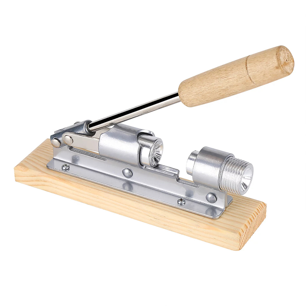 Nutcracker with Inox Hull and Wooden Grip I7303