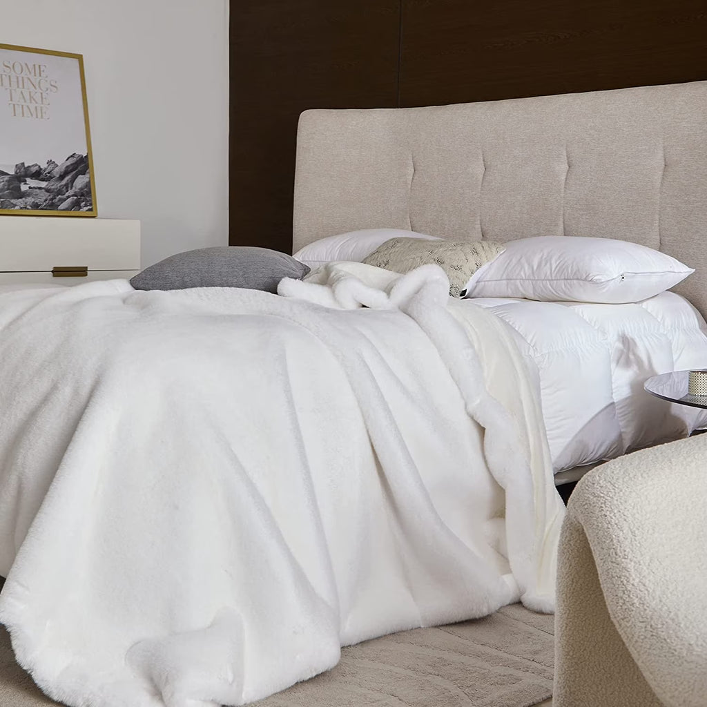 Faux Fur Reversible Throw Blanket 60"x80" White E932