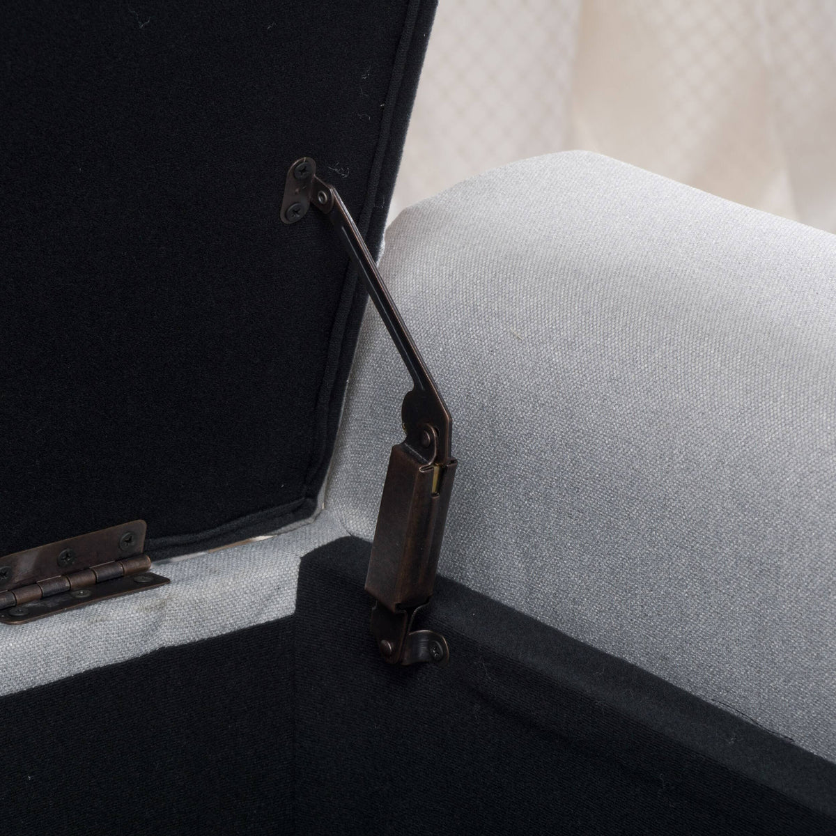 Tufted Fabric Armed Storage Ottoman Bench H514779