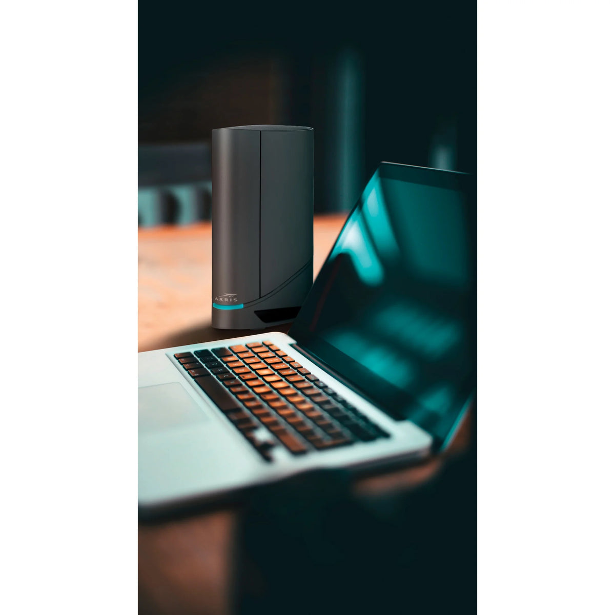DOCSIS 3.1 Gigabit Cable Modem and AX3000 Wi-Fi 6 Router U233873