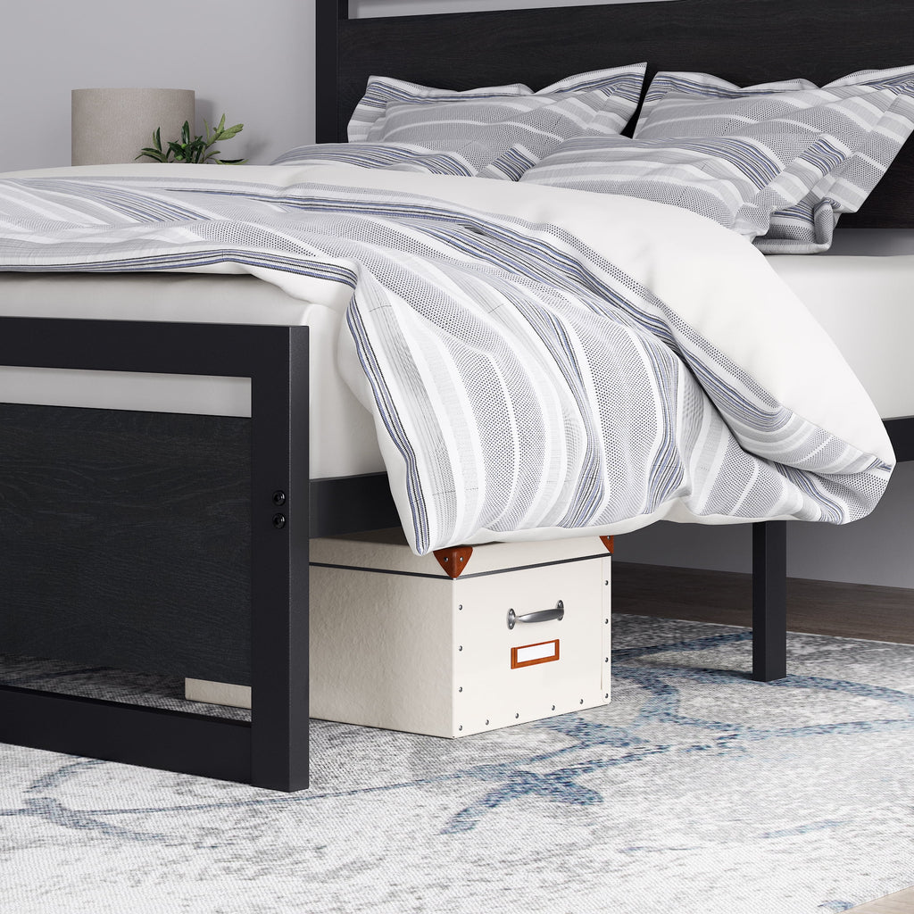 Queen Size Metal Platform Bed Frame with Wooden Headboard Footboard H7338